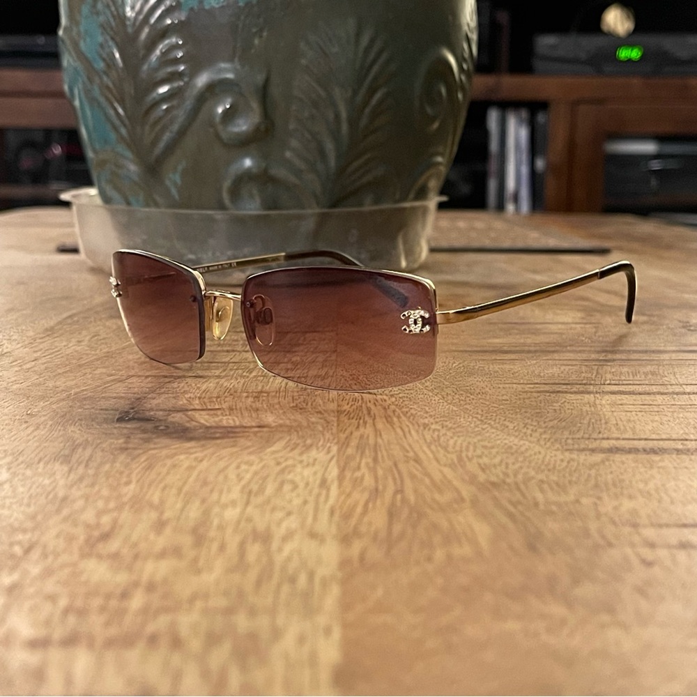 CHANEL CC Logos Sunglasses Eye Wear Metal Plastic 4093-B Italy 66MY879